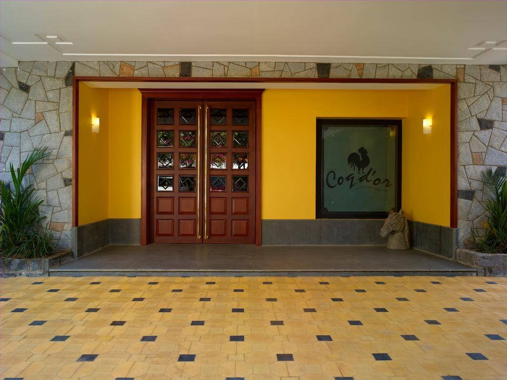 The International Hotel Kochi Exterior foto